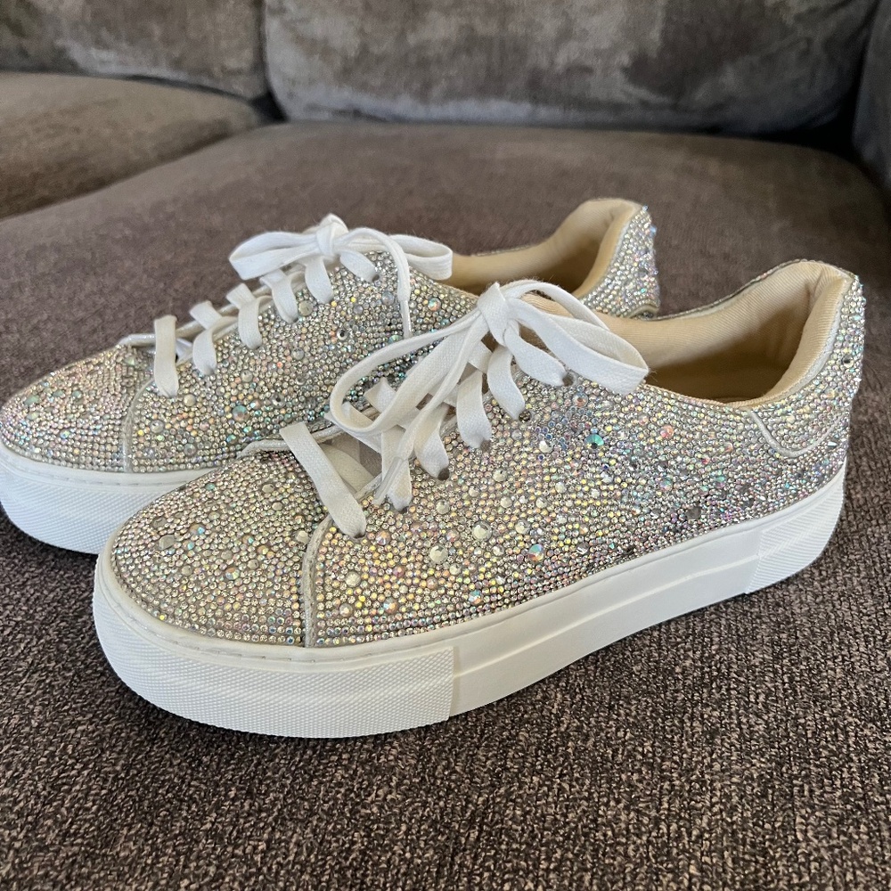 Betsy Johnson Sidney shoe